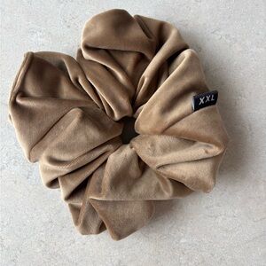 XXL and Co Scrunchie